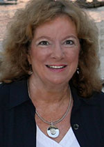 Lynn Hoover, IAABC founder and author, recommending Alana Stevenson for dog training and cat behavior services in Pennsylvania